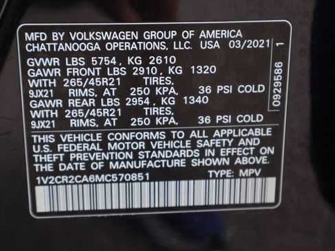 Used 2021 Volkswagen Atlas SEL R-Line FWD image 30