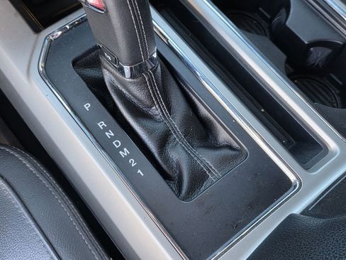 Used 2015 Ford F150 Lariat w/ FX4 Off-Road Package image 18