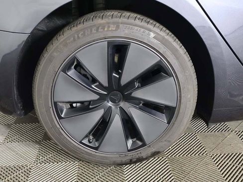 Used 2025 Tesla Model 3 Long Range RWD image 23