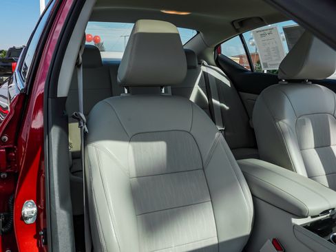 Used 2021 Nissan Altima 2.5 Platinum AWD/4WD image 25