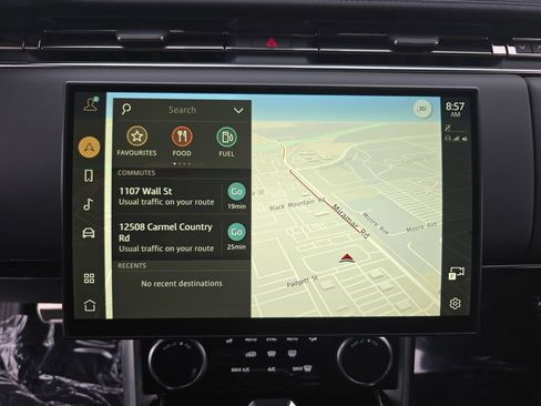 Certified 2023 Land Rover Range Rover SE AWD/4WD image 24