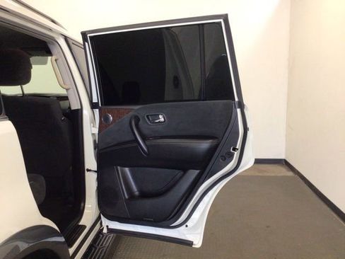 Used 2020 Nissan Armada SV RWD image 7