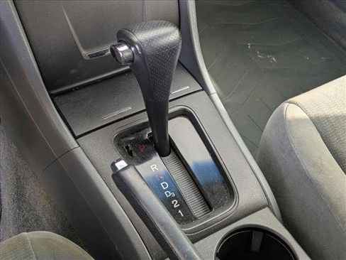 Used 2005 Honda Accord LX image 12