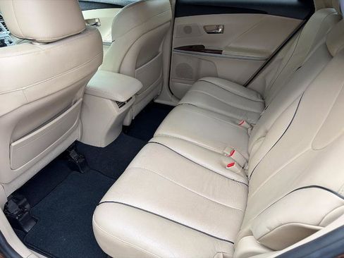 Used 2011 Toyota Venza AWD image 9