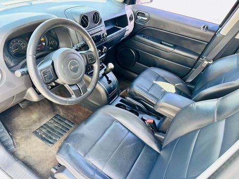 Used 2016 Jeep Patriot High Altitude FWD image 7