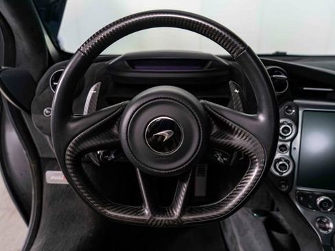 Used 2019 McLaren 720S Performance image 18