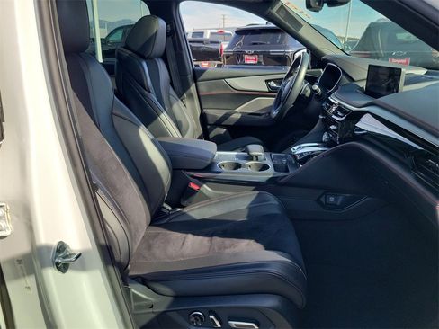 Used 2023 Acura MDX A-Spec image 29