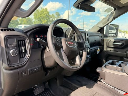 New 2026 GMC Sierra 2500 Pro w/ Convenience Package RWD image 14
