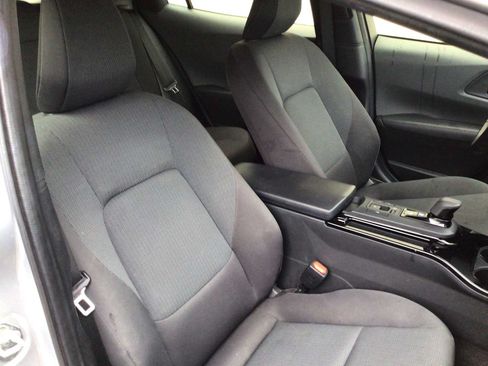 Used 2024 Toyota Prius LE FWD image 24
