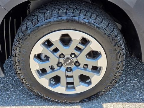 Used 2025 Honda Passport TrailSport image 18