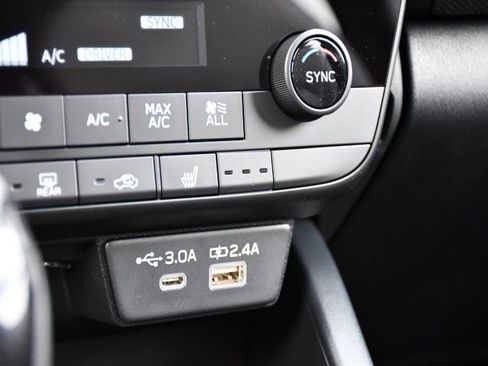New 2026 Subaru Outback Premium AWD/4WD image 13