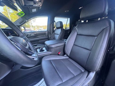 Used 2025 Chevrolet Tahoe LT w/ Comfort Package AWD/4WD image 14