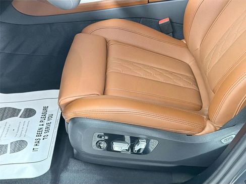 New 2026 BMW X5 M60i AWD/4WD image 21