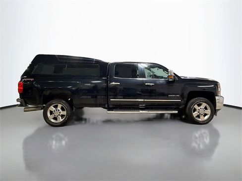 Used 2016 Chevrolet Silverado 2500 LTZ w/ Duramax Plus Package image 6