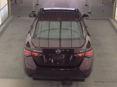 Used 2024 Nissan Sentra SV image 6