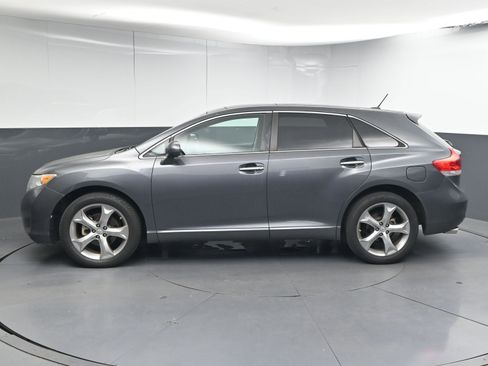 Used 2010 Toyota Venza Base image 5