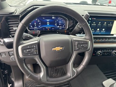Used 2022 Chevrolet Silverado 1500 LT image 14