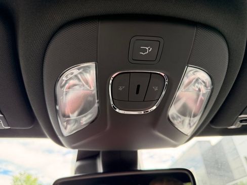 Used 2022 Jeep Compass Latitude w/ Convenience Group AWD/4WD image 26