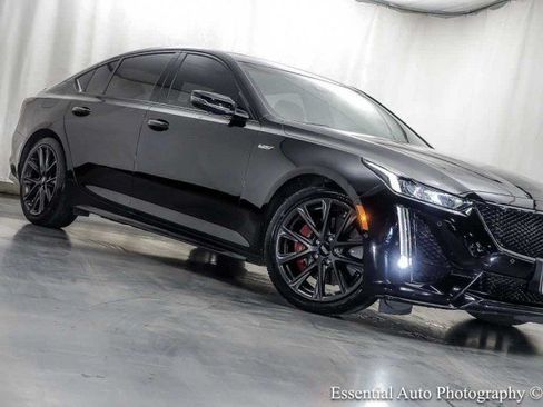 Used 2021 Cadillac CT5 V RWD image 4