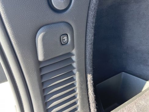 Used 2022 Dodge Durango GT image 13