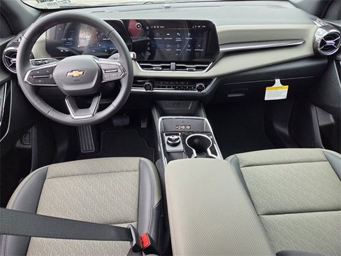 New 2026 Chevrolet Equinox LT image 19