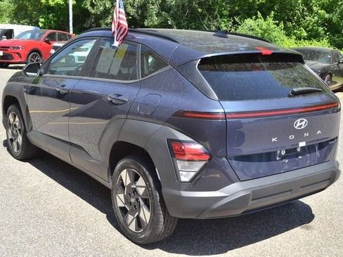 Used 2024 Hyundai Kona SEL AWD/4WD image 6