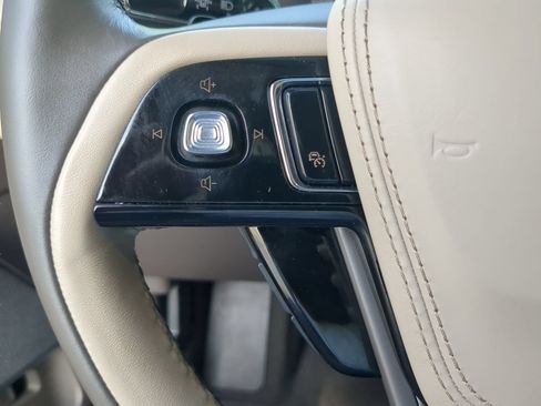 Used 2023 Lincoln Aviator Reserve w/ Equipment Group 201A RWD image 66