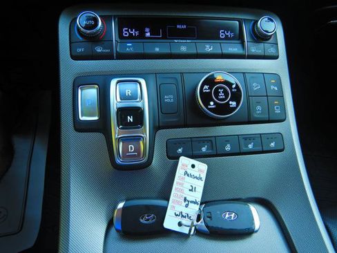 Used 2021 Hyundai Palisade Limited w/ Cargo Package AWD/4WD image 21