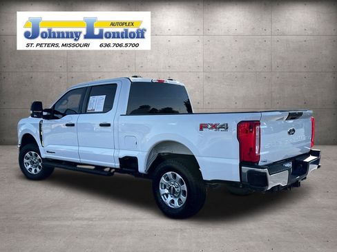 Used 2024 Ford F250 XLT w/ FX4 Off-Road Package image 3