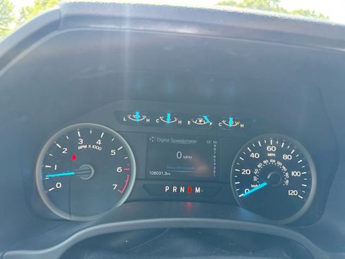 Used 2020 Ford F150 XLT w/ Equipment Group 302A Luxury AWD/4WD image 10