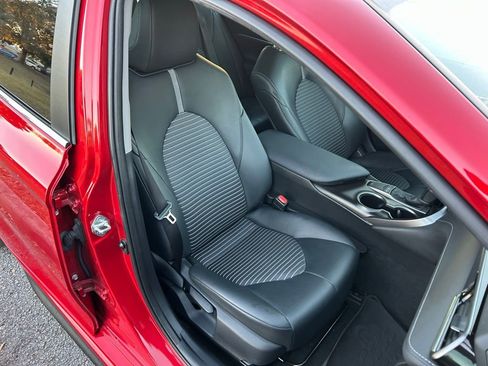 Certified 2024 Toyota Camry SE image 15