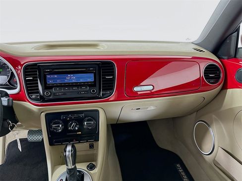 Used 2015 Volkswagen Beetle 1.8T image 20