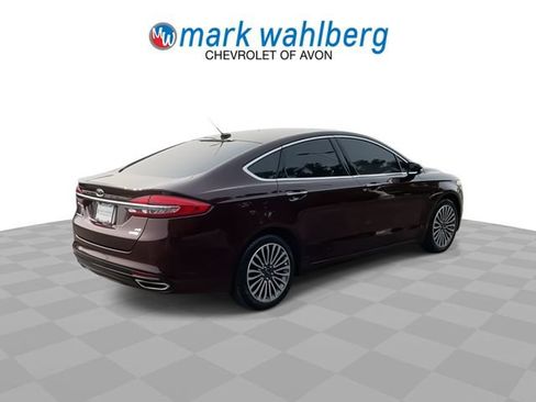 Used 2017 Ford Fusion SE w/ Fusion SE Technology Package FWD image 8
