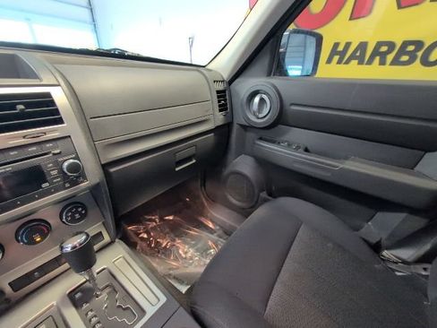 Used 2011 Dodge Nitro Heat w/ Trailer Tow Group AWD/4WD image 21