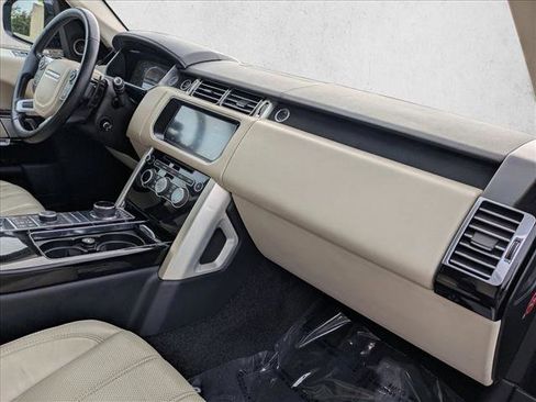 Used 2017 Land Rover Range Rover Long Wheelbase Supercharged image 23