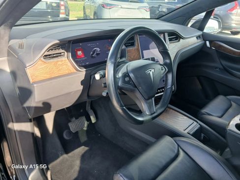 Used 2020 Tesla Model X Long Range AWD/4WD image 7