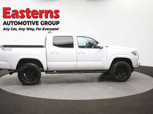 Used 2021 Toyota Tacoma SR AWD/4WD image 44