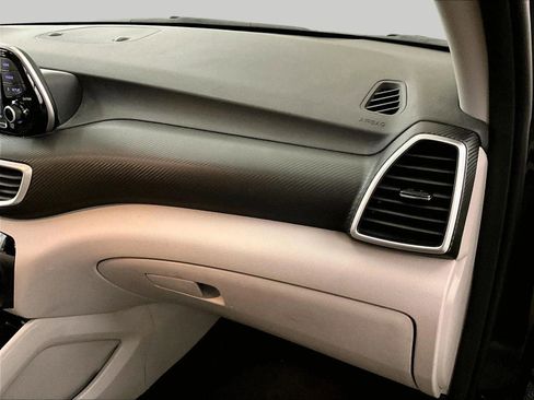 Used 2021 Hyundai Tucson SE w/ Cargo Package FWD image 15