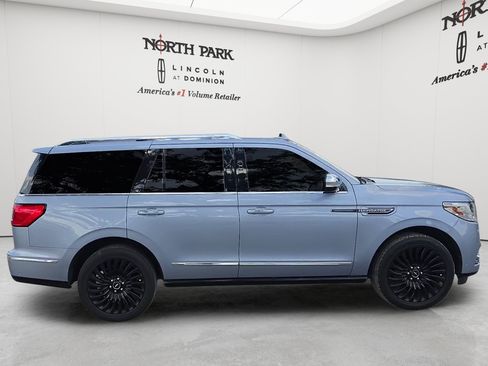 Used 2020 Lincoln Navigator Black Label w/ Cargo Convenience Package AWD/4WD image 6