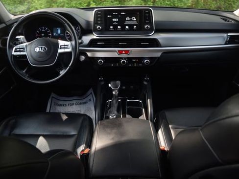 Used 2020 Kia Telluride S FWD image 8