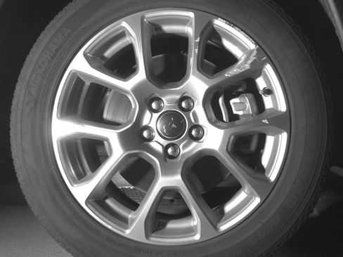 Used 2025 Jeep Compass Limited image 13