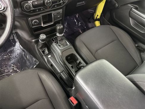 Used 2023 Jeep Wrangler Sport image 28