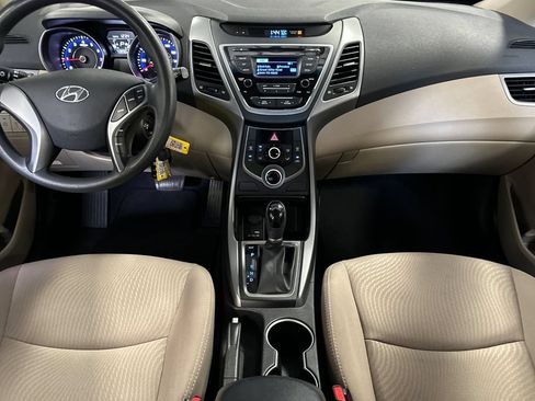 Used 2016 Hyundai Elantra SE FWD image 13