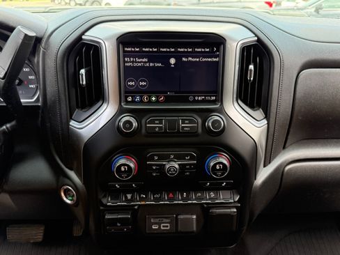 Used 2020 Chevrolet Silverado 2500 LT w/ All Star Edition AWD/4WD image 12