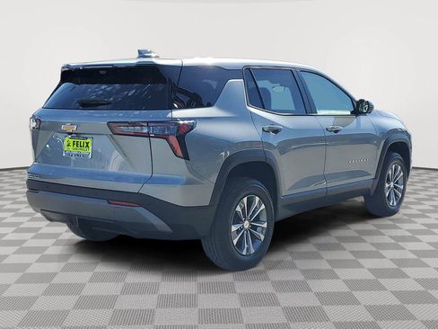 New 2026 Chevrolet Equinox LT w/ Convenience Package II FWD image 4