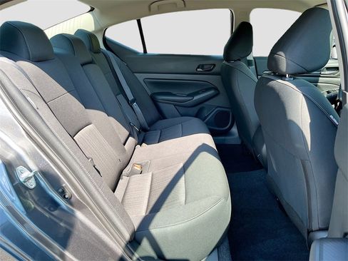 Used 2025 Nissan Altima 2.5 S image 25