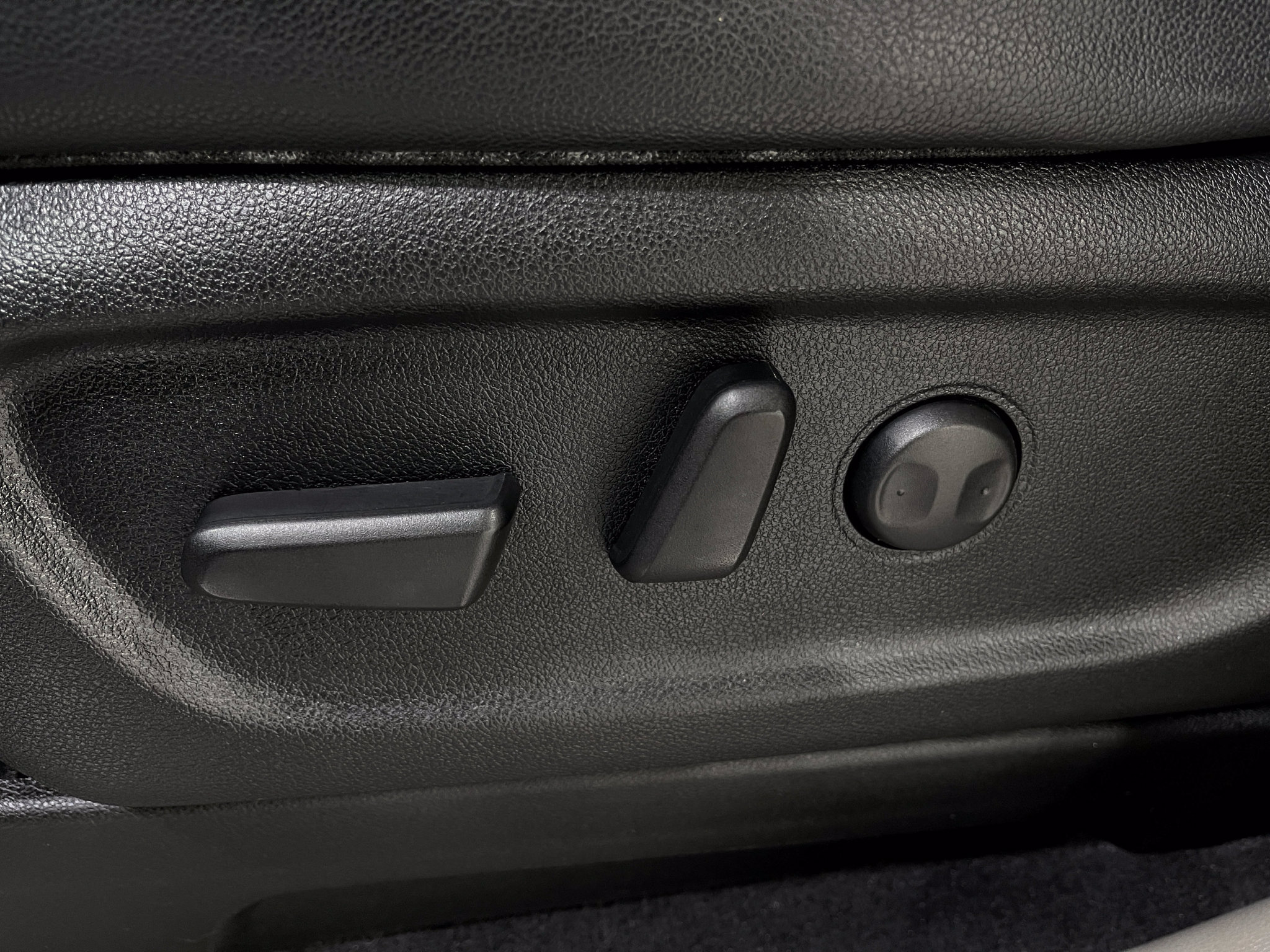 Used 2020 Kia Sedona EX FWD image 15