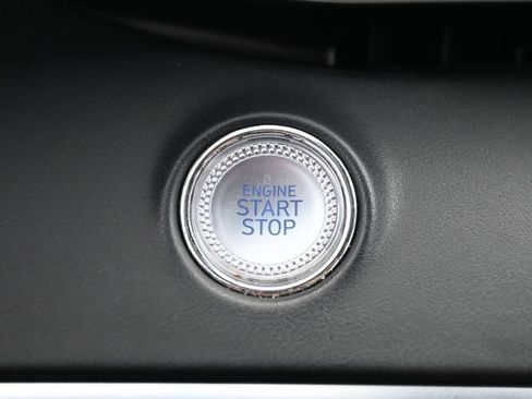 Used 2022 Genesis GV70 2.5T w/ Select Package image 21