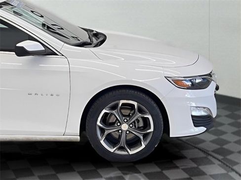 Certified 2024 Chevrolet Malibu LT image 29