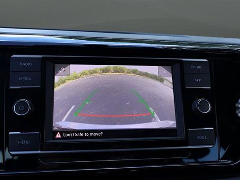Certified 2023 Volkswagen Taos S FWD image 25